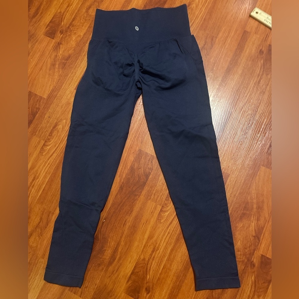 HALARA Navy Blue High-Waisted Butt Scrunch Tummy Control Leggings Size L - Picture 2 of 10